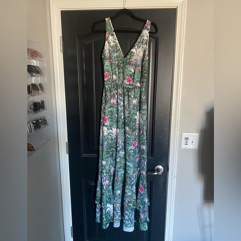 H&M conscious collection maxi dress. Tropical vacation print size 4